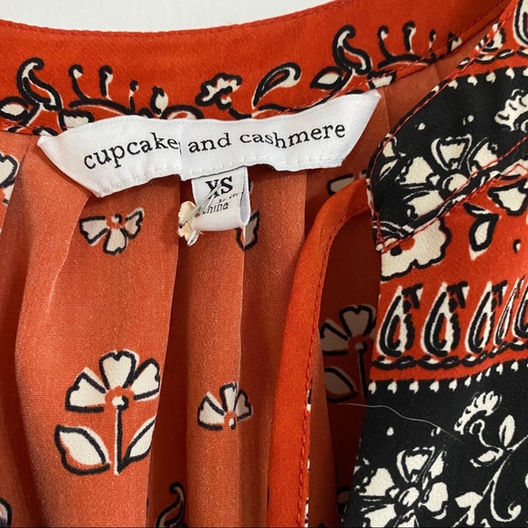 Cupcakes & Cashmere Rust Tank Blouse XS - Picture 4 of 6